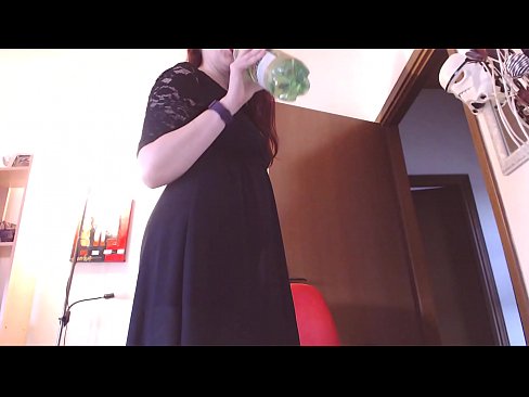 ❤️ E submissive Sklave deen dreckeg a lëschteg Hosen gär huet ass gezwongen ze masturbéieren nodeems Dir dëse Video gekuckt huet! Porno vk bei eis